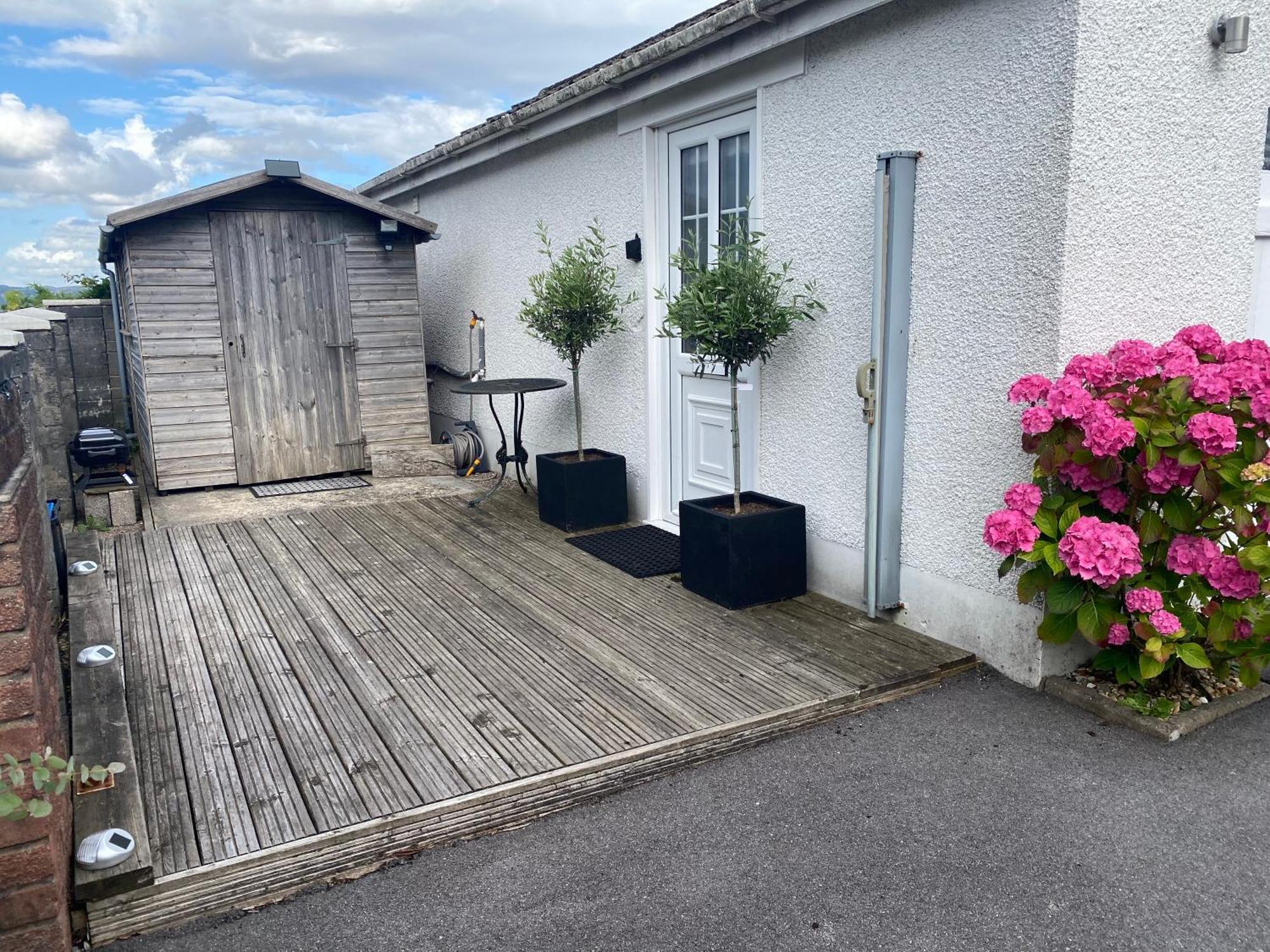 The Shed Bed & Breakfast Merthyr Tydfil Exterior foto